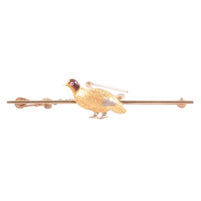Lot 375 - A yellow metal game bird bar brooch or stock pin.