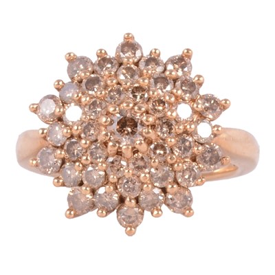 Lot 100 - A fancy ”chocolate" diamond dress ring.