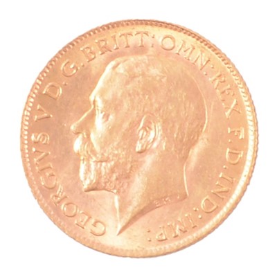 Lot 210 - Gold Half Sovereign Coin, George V 1915.