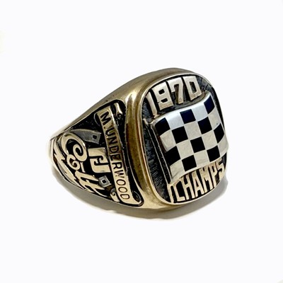 Lot 213 - Motorsport interest: Indianapolis 500, a 1970 winner's ring