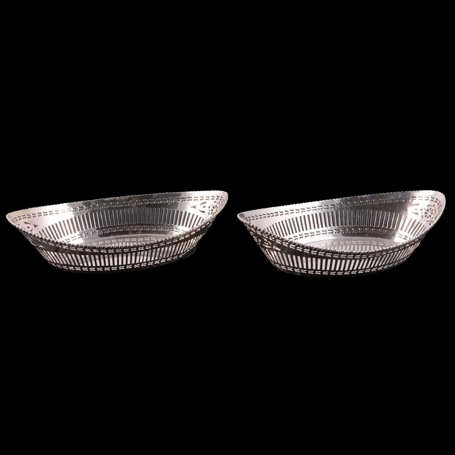 Lot 142 - Matched pair of silver baskets