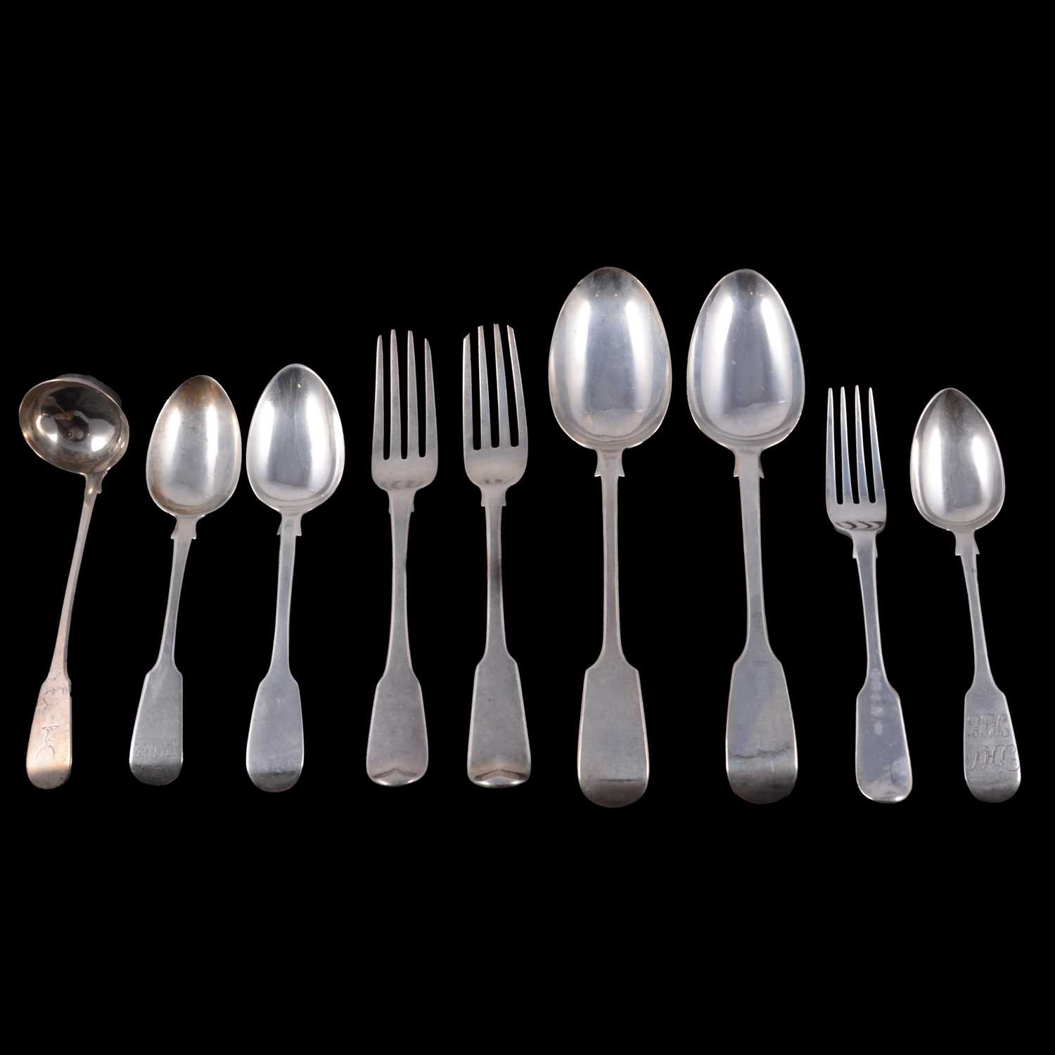 Lot 326 - Quantity of silver flatware, Fiddle pattern