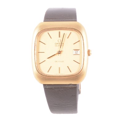 Lot 425 - Omega - a gentleman's De Ville gold-plated quartz wristwatch.