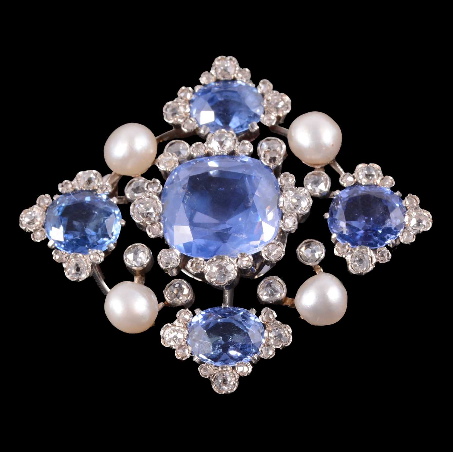 Lot 171 - A fine sapphire, diamond and pearl brooch.
