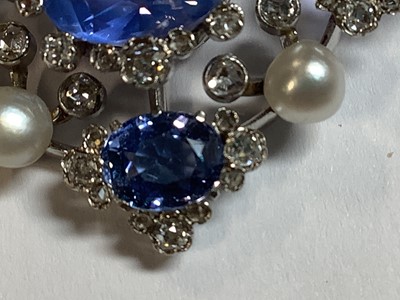 Lot 171 - A fine sapphire, diamond and pearl brooch.