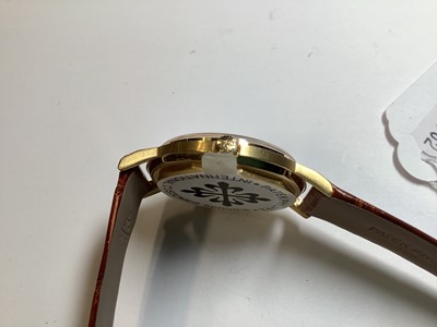 Lot 418 - Patek Philippe - a gentleman's 18 carat yellow gold wristwatch.