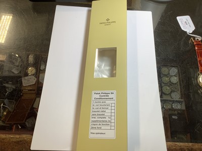 Lot 418 - Patek Philippe - a gentleman's 18 carat yellow gold wristwatch.