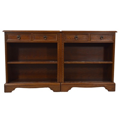 Lot 453 - Pair of modern oak bookcases