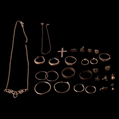 Lot 152 - Gemset rings, yellow metal earrings for pierced ears, necklace, bracelet, pendant, and scrap gold.