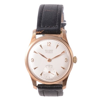 Lot 1027 - Record – a gentleman’s 9 carat yellow gold manual wind presentation wristwatch.