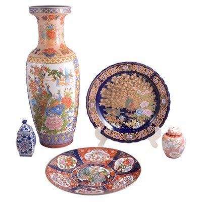 Lot 72 - Quantity of Chinese and Japanese pottery