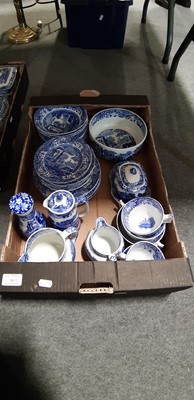 Lot 54 - Large collection of Spode Italian pattern pottery dinner and breakfast wares