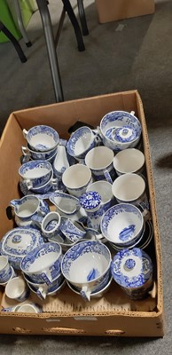Lot 54 - Large collection of Spode Italian pattern pottery dinner and breakfast wares