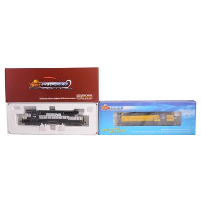Lot 238 - Broadway Paragon 2 Series locomotive and Broadway Blue Line locomotive