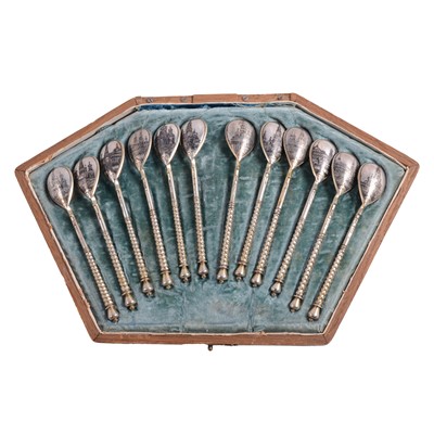 Lot 314 - Set of twelve Russian silver spoons