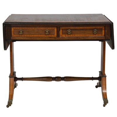 Lot 424 - Victorian style sofa table