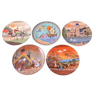 Lot 67 - Set of four Poole chargers, etc.
