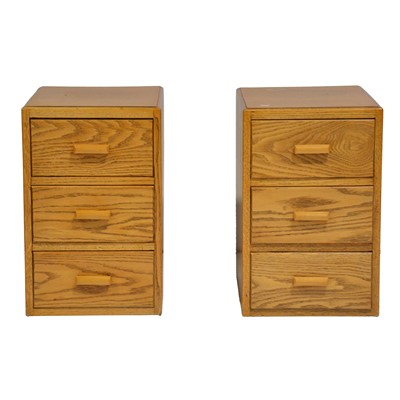 Lot 66 - Pair of mid-century oak bedside pedestals