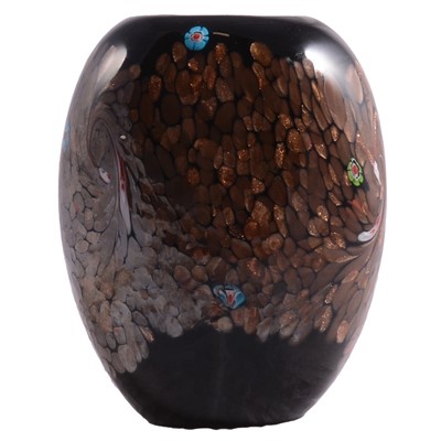 Lot 10 - Murano style art glass vase