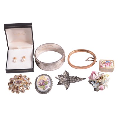 Lot 361 - A silver half hinged bangle and costume jewellery.