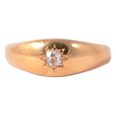 Lot 142 - An Edwardian 18 carat gold ring star gypsy set with a diamond.