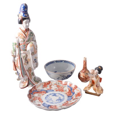 Lot 31 - Collection of Japanese and Chinese ceramics