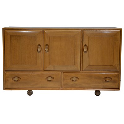Lot 509 - Ercol sideboard, model 429