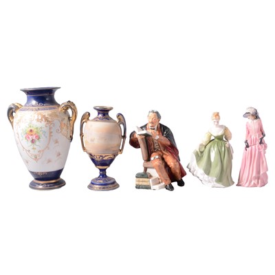Lot 36 - Small collection of decorative ceramics and figurines