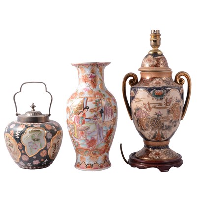 Lot 81 - Nine pieces of modern Asian decorative ceramics