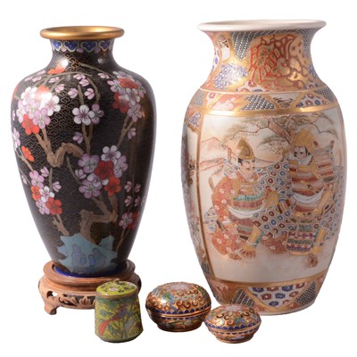 Lot 174 - Collection of Oriental artefacts