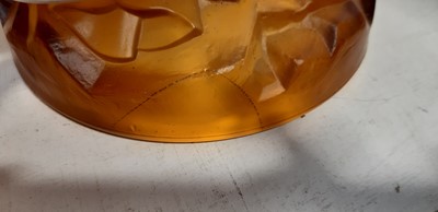 Lot 77 - Art Deco style figural glass lamp