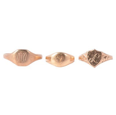 Lot 151 - Three gold signet rings.