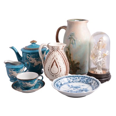 Lot 68 - Small quantity of decorative ceramics