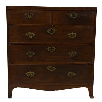 Lot 100 - Mahogany chest of drawers