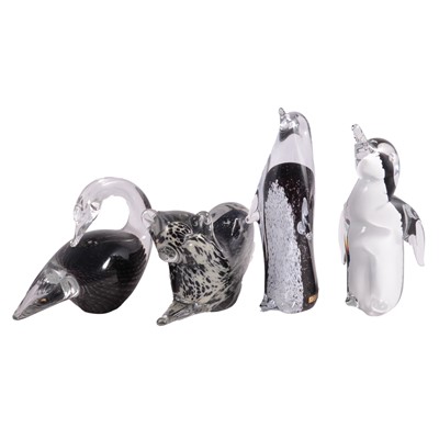Lot 82 - Six Mantorp and Konstglas / Marcolin Fumato glass animal paperweights