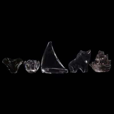 Lot 84 - Nine clear Art Glass sculptures/ paperweights