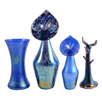 Lot 85 - Seven iridescent glass vases/ items