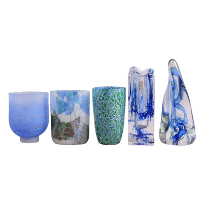 Lot 44 - Nine assorted British and Continental Art Glass items