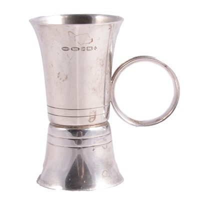 Lot 395 - Silver jigger, W I Broadway & Co, Birmingham 2000.