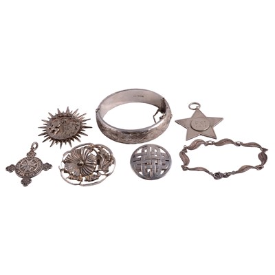 Lot 1255 - A small collection of silver and white metal jewellery, and two medallions.