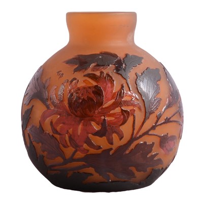 Lot 60 - Galle reproduction cameo glass vase, late 20th century