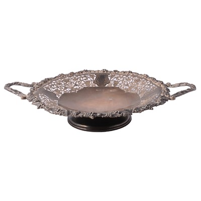Lot 376 - Silver pedestal basket