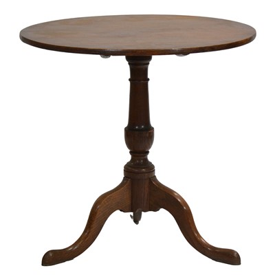 Lot 524 - Georgian style oak pedestal table and a walnut window table