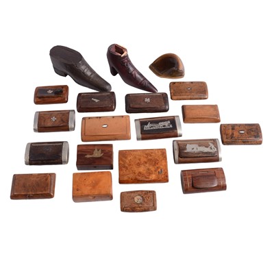 Lot 131 - Collection of wooden snuff boxes
