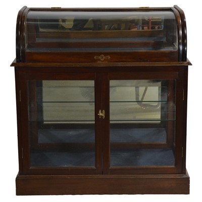 Lot 483 - Stained wood counter-top display cabinet