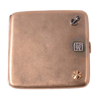 Lot 302 - 9ct gold cigarette case
