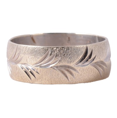 Lot 188 - A 9 carat white gold wedding band.