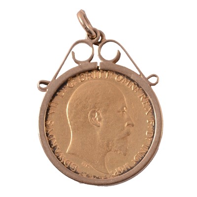 Lot 206 - A Gold Half Sovereign Coin Edward VII 1908 in a mount.