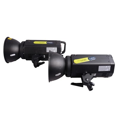Lot 200 - A pair of Lastolite Lumen8 F400