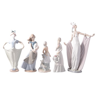 Lot 23 - Lladro figure, Grand Dame, and other Spanish porcelain figures